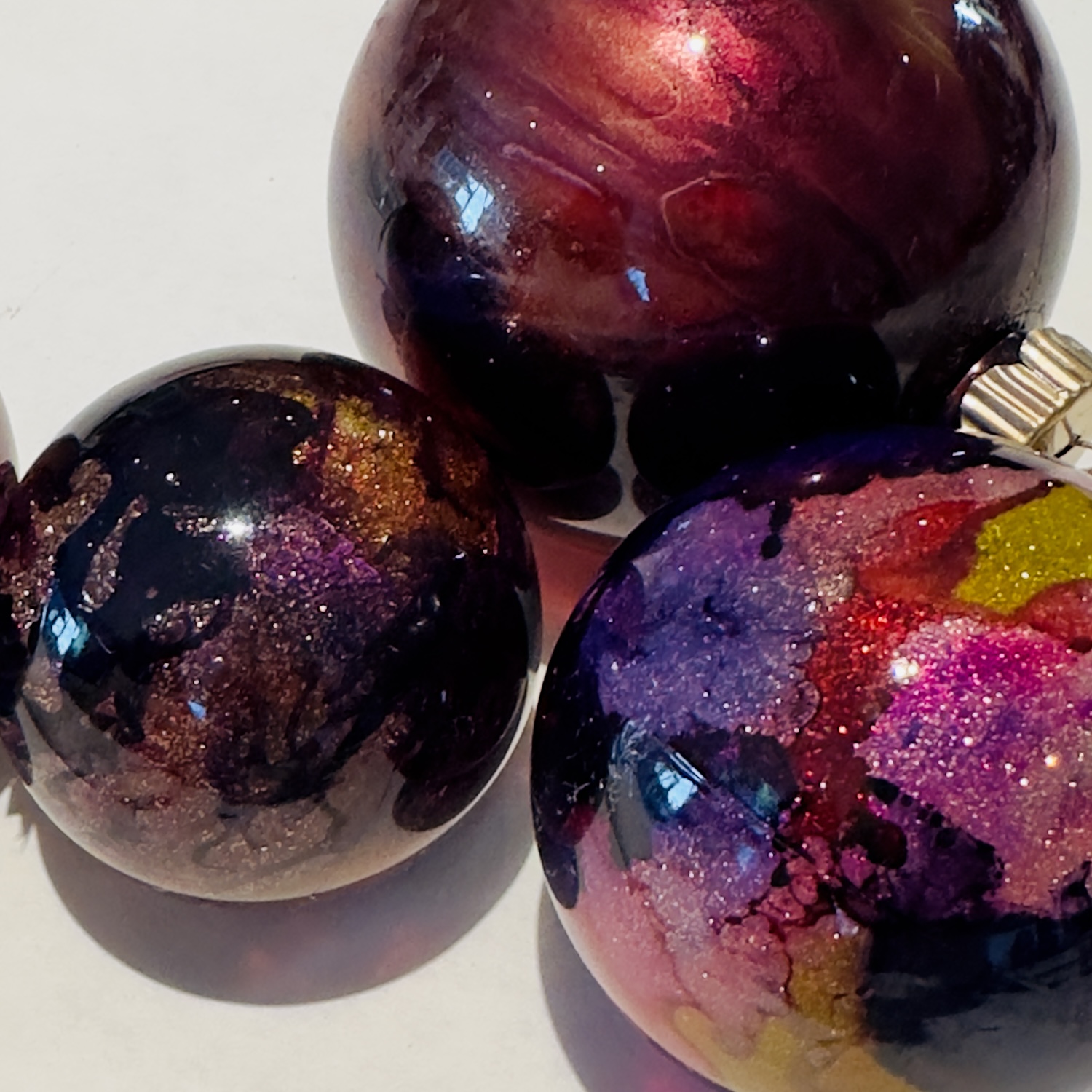 Alcohol ink - Holiday Ornaments workshop-Toronto