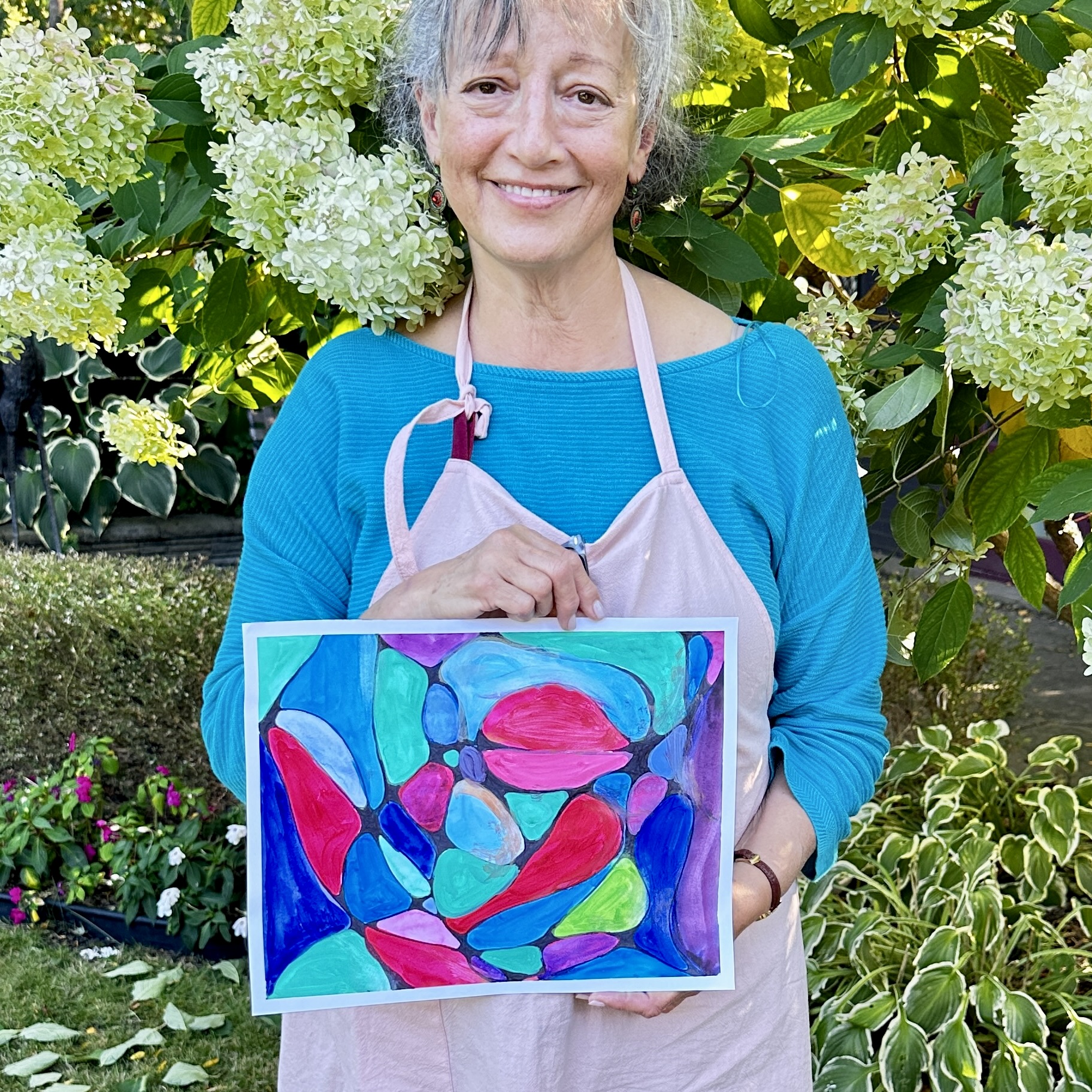 Neurographic workshop-Toronto-Lady with Abstract art -Blue and Teal-Heartfelt workshops